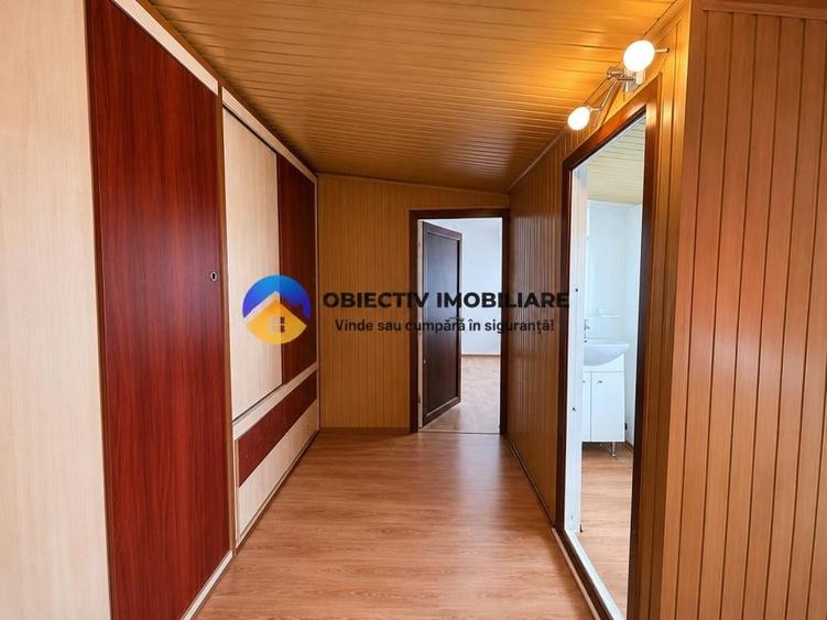 Apartament cu 2 camere decomandat în Precista