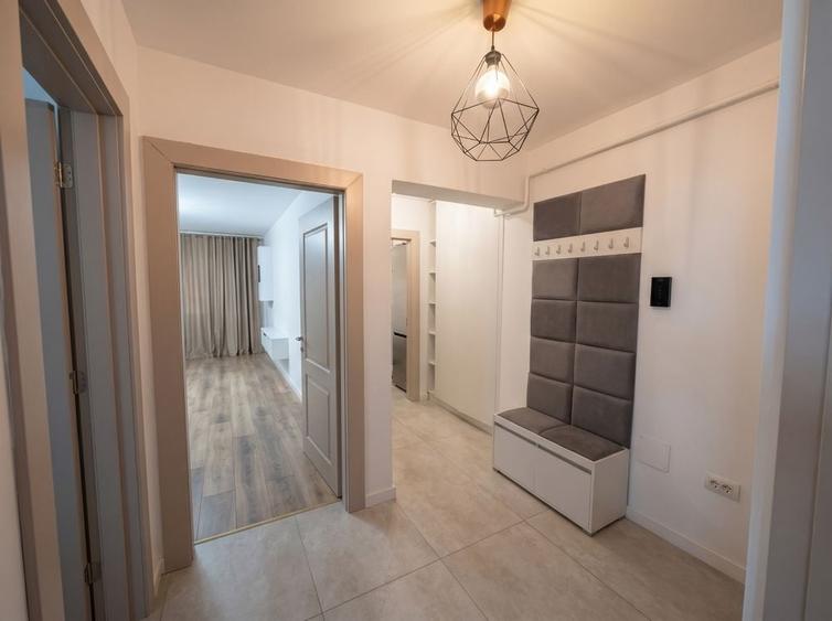Apartament cu 2 camere decomandat în Rediu