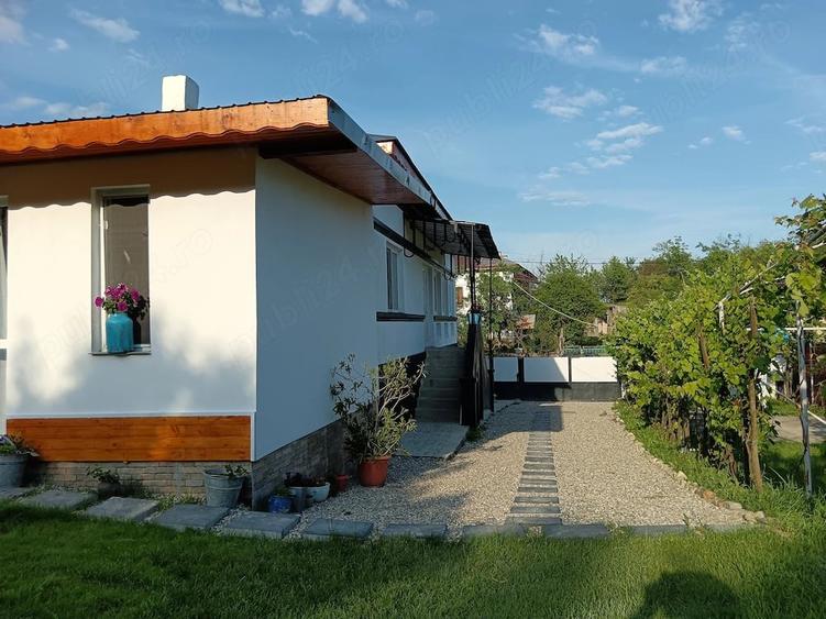 Casă cu Teren 2300 Mp în Fârtățești