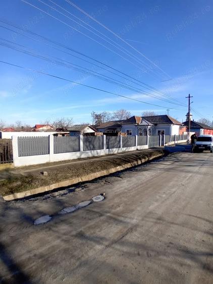 Casă cu 4 camere în Mârzănești