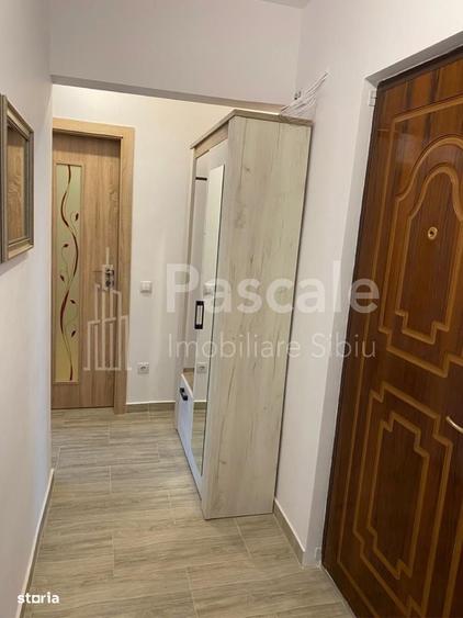 Apartament cu 2 camere decomandat în Cristian