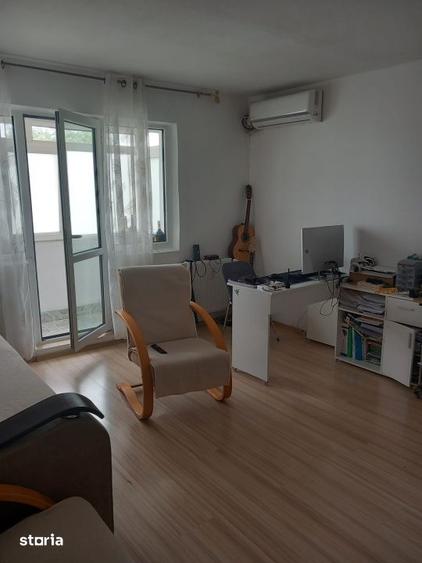 Apartament cu 2 camere semidecomandat în Vest