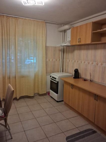 Apartament cu 2 camere decomandat în 13 Septembrie