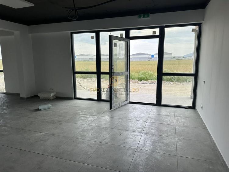 Spațiu industrial, de 819 mp, în Sud