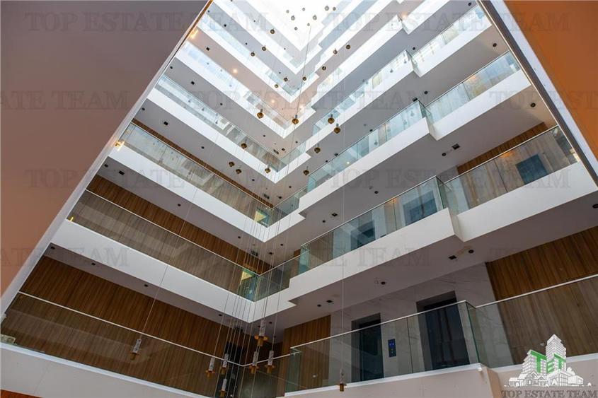 Apartament cu 3 camere decomandat în Sisești