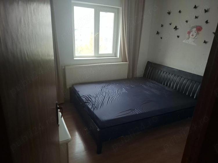 Apartament cu 3 camere semidecomandat în Dacia
