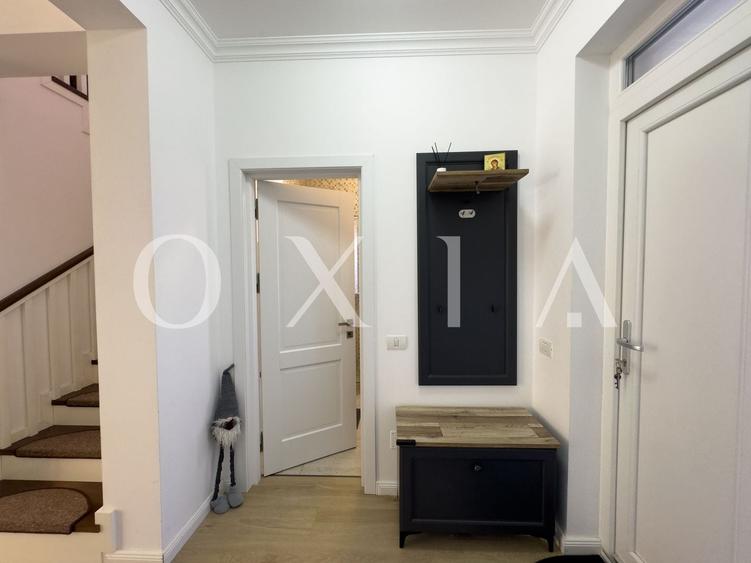 Duplex cu 5 camere cu Canalizare în Giroc