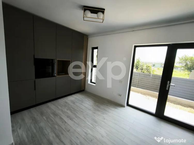 Casă cu 4 camere cu Teren 200 Mp în Trivale