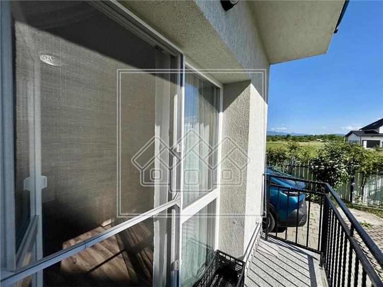 Apartament cu 2 camere, decomandat + balcon, 2 locuri de parcare - 12