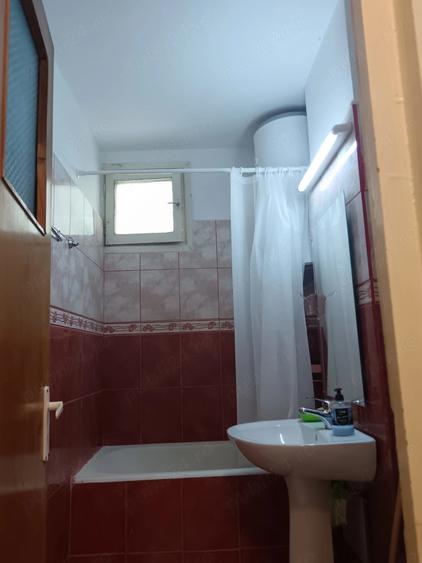 Apartament cu 2 camere semidecomandat în Obor