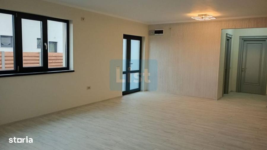 Casă cu 3 camere în Movileni