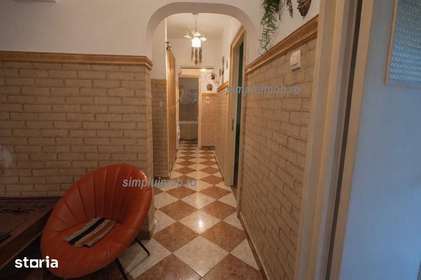 Apartament cu 3 camere decomandat în Berceni