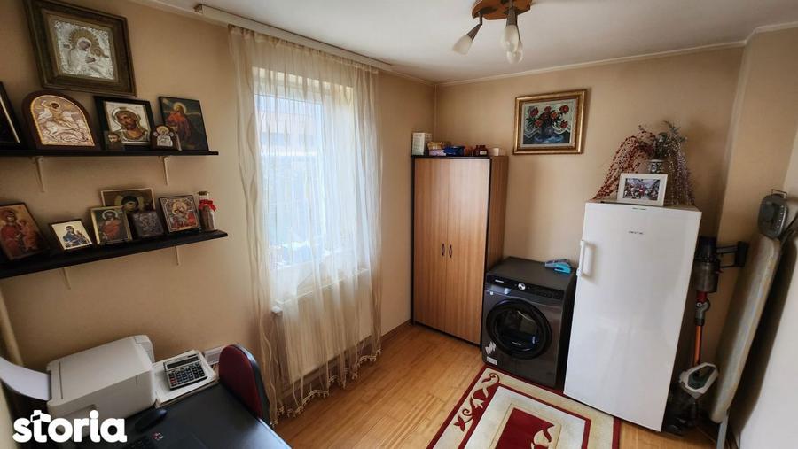 Casă cu 4 camere cu Teren 360 Mp în CET