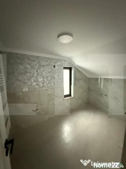 Casă cu 4 camere cu Teren 373 Mp în Central