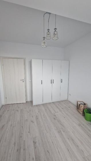 Apartament cu 3 camere decomandat, mobilat în Militari