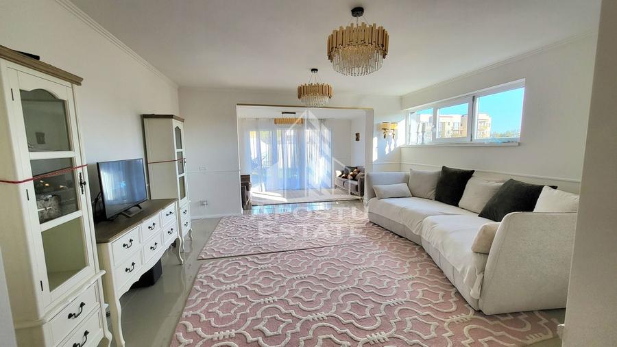 Duplex cu 6 camere cu Canalizare în Ghiroda