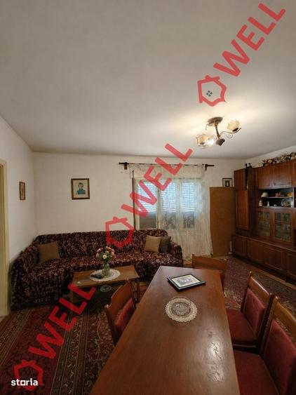 Casă cu 4 camere în Aita Medie