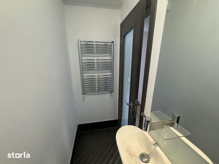 Apartament cu 4 camere în Băneasa