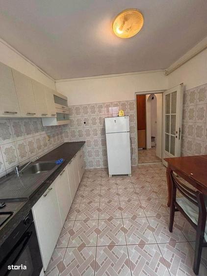 De vanzare apartament cu 2 camere, 2 balcoane, etajul 1, 58000euro - 4