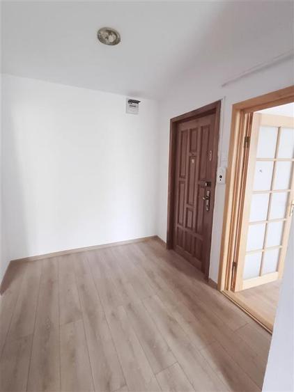 Apartament cu 2 camere decomandat în Călărași