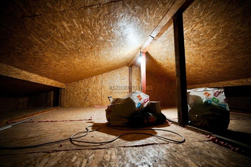 Casă individuală cu 5 camere cu Canalizare în Berceni