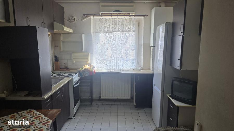 Apartament cu 2 camere decomandat în Zamfirescu