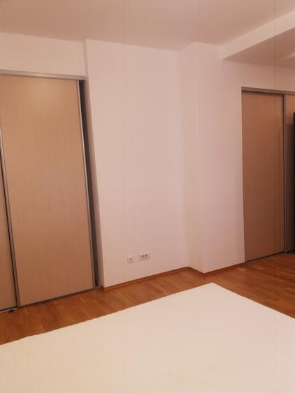 Apartament cu 2 camere decomandat, mobilat în Băneasa