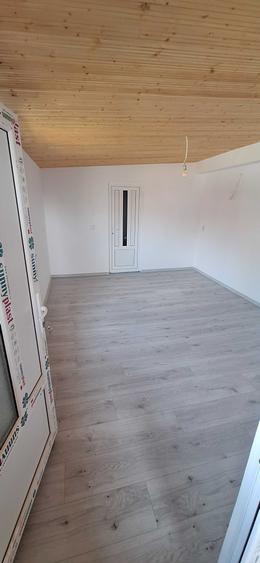 Casă cu 3 camere în Exterior Vest