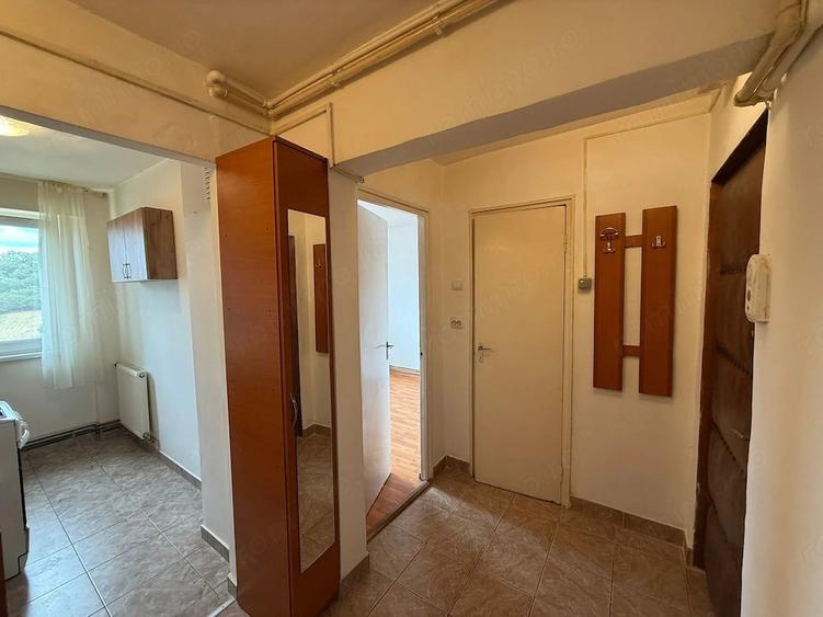 Apartament cu 2 camere decomandat în Bejan