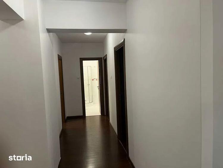 Apartament cu 3 camere, mobilat în Bună Ziua