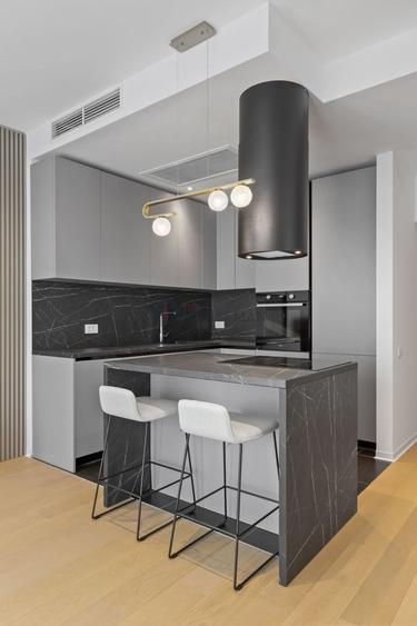 Apartament cu 3 camere semidecomandat, mobilat în Floreasca