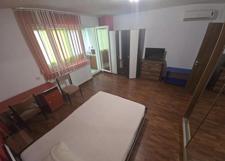 Apartament cu 2 camere decomandat, mobilat în Energia