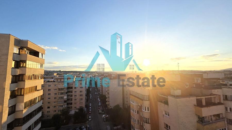 Apartament cu 3 camere semidecomandat, mobilat în Semicentral