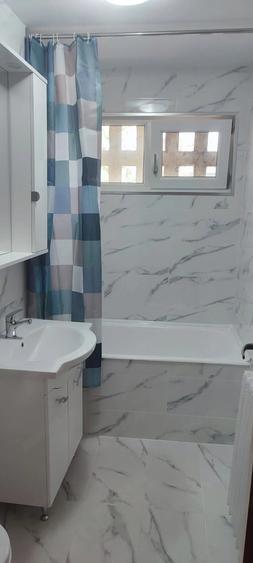 inchiriez apartament cu 3 camere - 2
