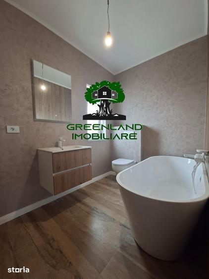 Casă cu 4 camere cu Teren 225 Mp în Bârnova