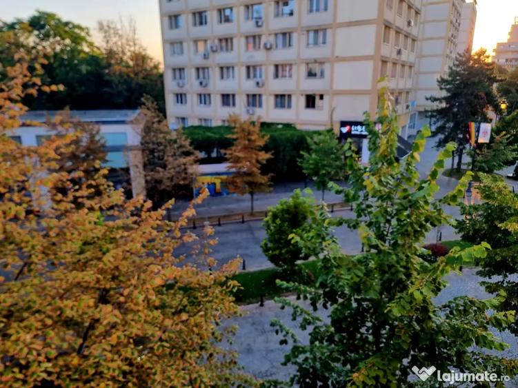 Garsonieră semidecomandată în Central