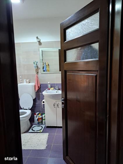 Casă cu 4 camere cu Teren 500 Mp în Central