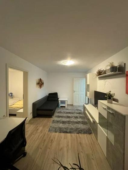 Apartament cu 2 camere semidecomandat, mobilat în Spitalul Județean