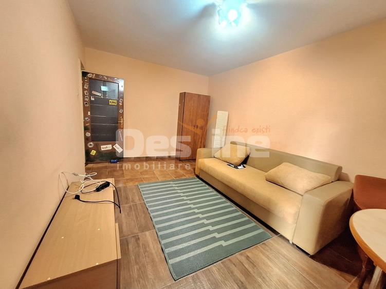 Apartament cu 3 camere decomandat, mobilat în Dristor
