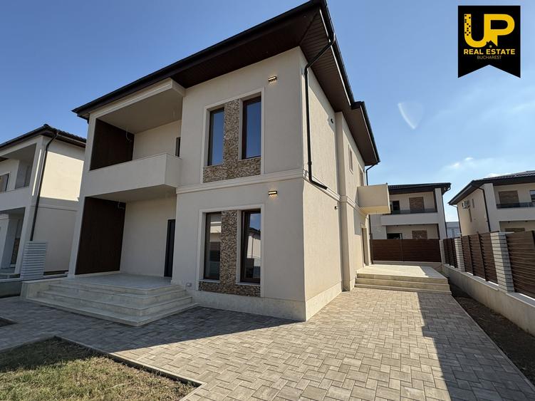 Casă individuală cu 5 camere cu Canalizare în Dobroești