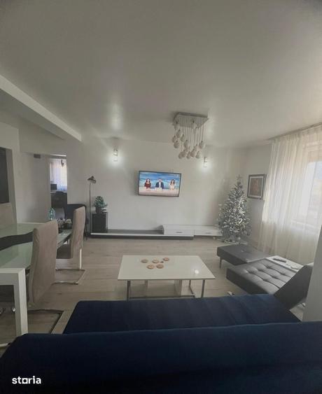 Apartament cu 3 camere în Ultracentral