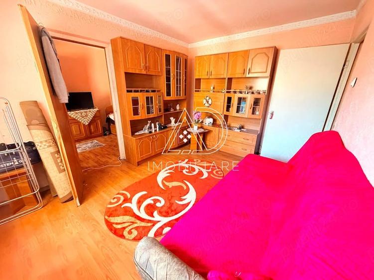 Apartament cu 2 camere nedecomandat în 9 Mai