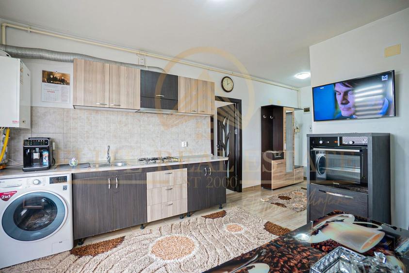 Apartament cu 2 camere decomandat, mobilat în Central