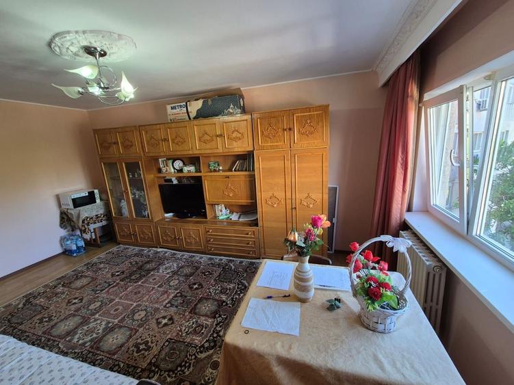 DORALY MALL 2 CAMERE DECOMANDATE 55 MP. ETAJ 2, LIBER PREȚ 83.500 EURO - 2