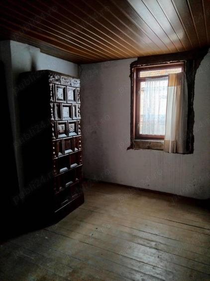 Casă cu 4 camere în Cladova
