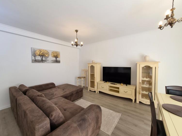 Apartament cu 3 camere decomandat în Iancu Nicolae