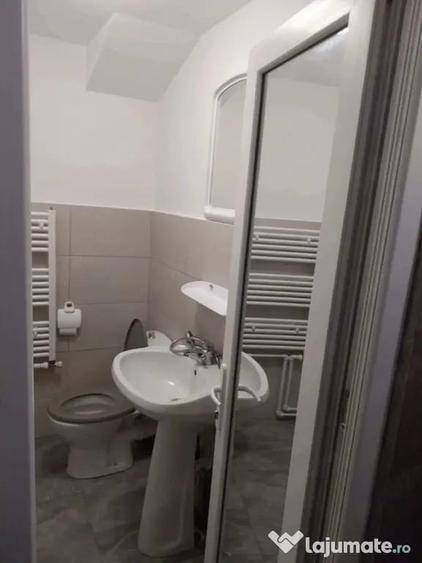 Garsonieră decomandată în Micro 40