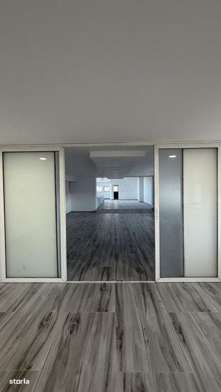 Spațiu comercial, de 156 mp, în Șanț