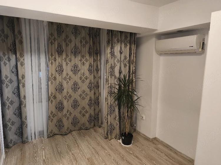 Apartament cu 3 camere decomandat în Cetate