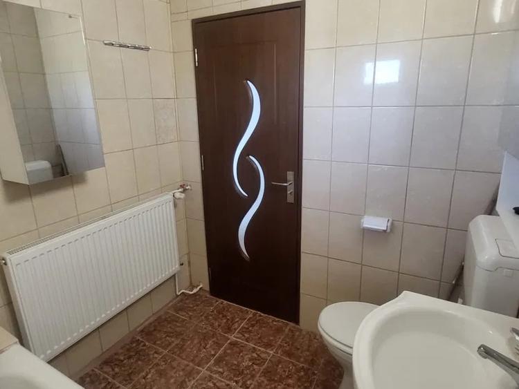 Apartament cu 2 camere decomandat, mobilat în Costin Georgian